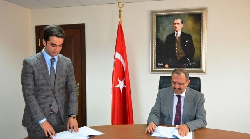 Vali Kaban Kale İl&ccedil;esinde Temaslarda Bulundu