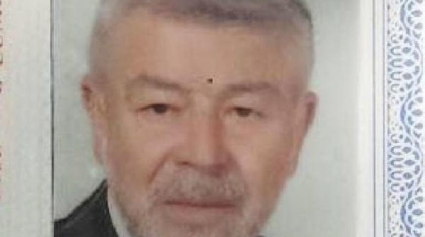 Eski Sendikacı, Babasının Mezarı Başında Intihar Etti