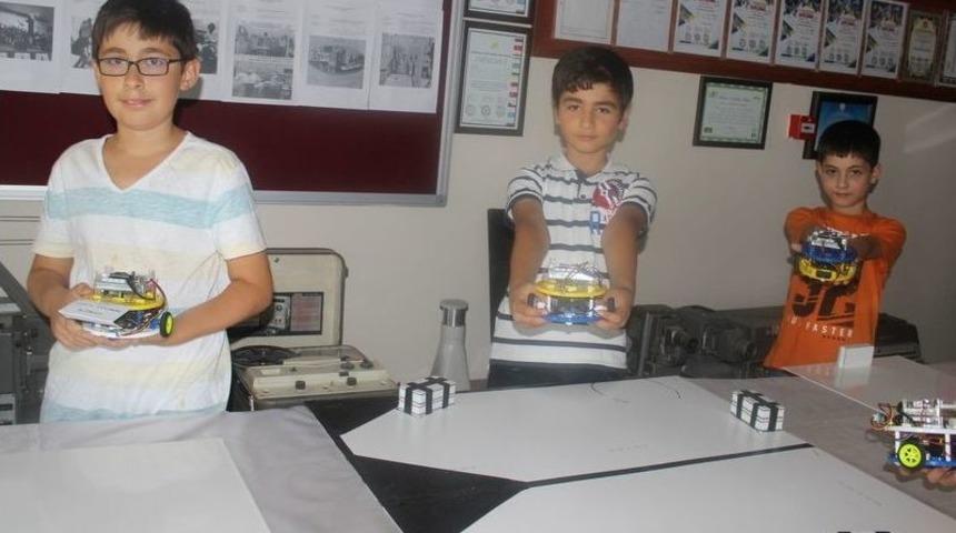 &Ouml;zel Yetenekli &Ouml;ğrenciler End&uuml;stri 4.0 Devrimine Hazırlanıyor