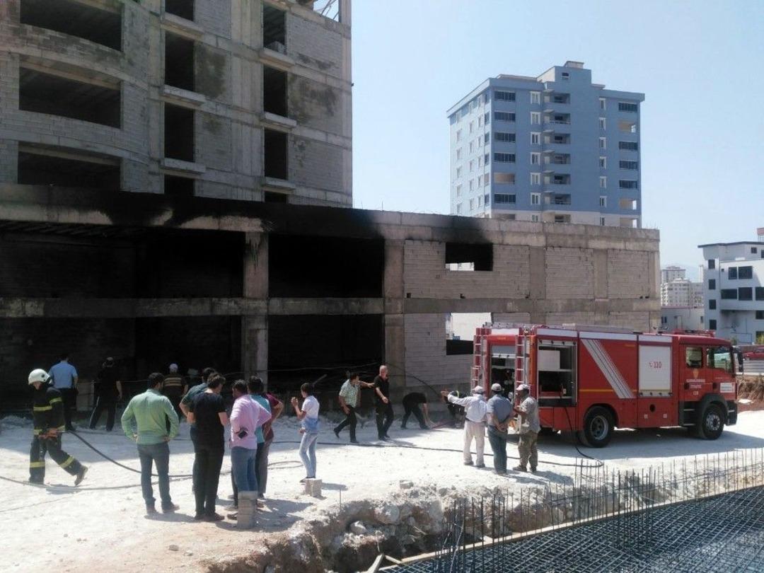 Kahramanmaraş&rsquo;ta İnşaattaki Yangın Korkuttu