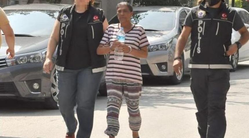 Uyuşturucu Ticareti Yapmakla Su&ccedil;lanan Kadın Adliyede