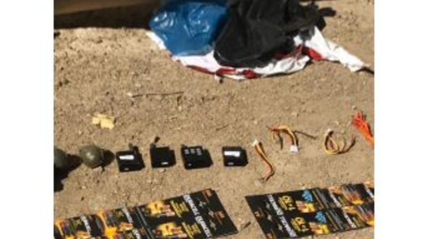 Polisin Durduğu Ara&ccedil;ta Bulunan Pkk'lı Ter&ouml;rist Intihar Etti