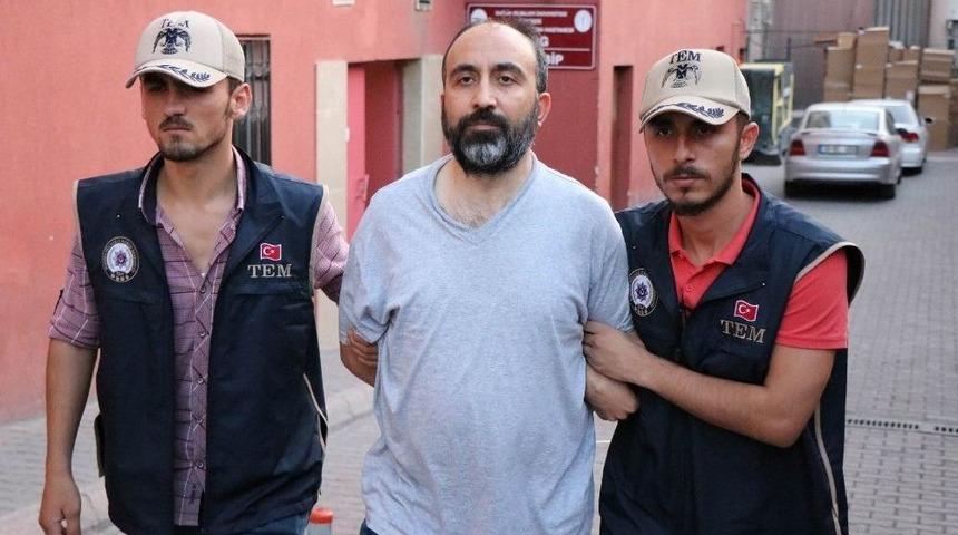 Firari Fet&ouml;&rsquo;c&uuml; Saklandığı Evde Yakalandı