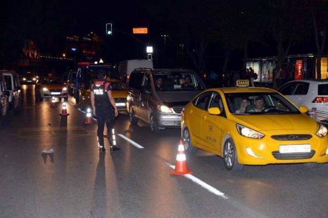 İstanbul'da 'türkiye Güven Huzur Uygulaması-7' Yapılıyor