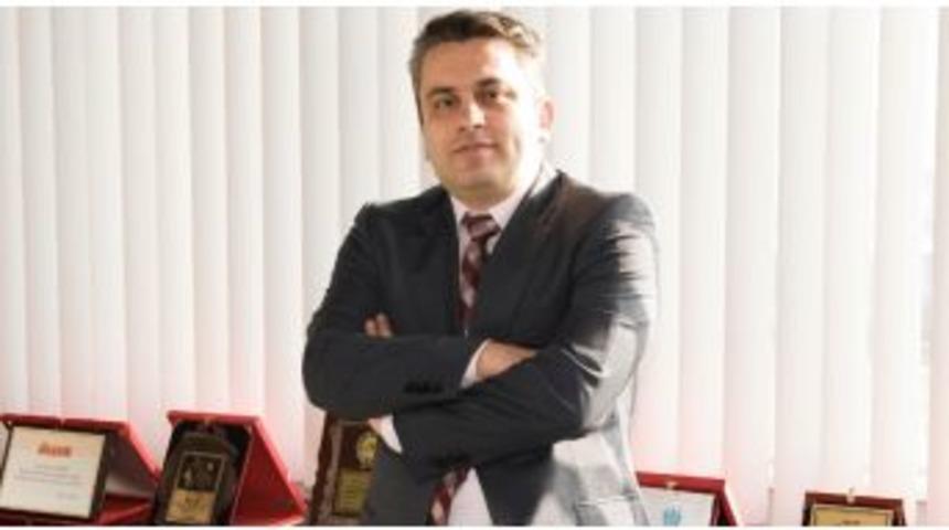 Ak Parti Bursa İl Başkanı İşadamı Ayhan Salman Oldu