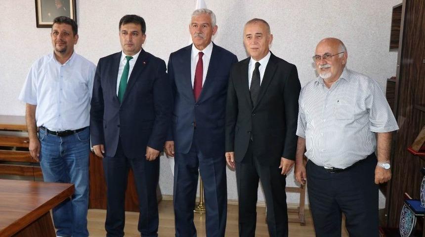 Spor Adamlarından Elmalı&rsquo;ya Teşekk&uuml;r Ziyareti