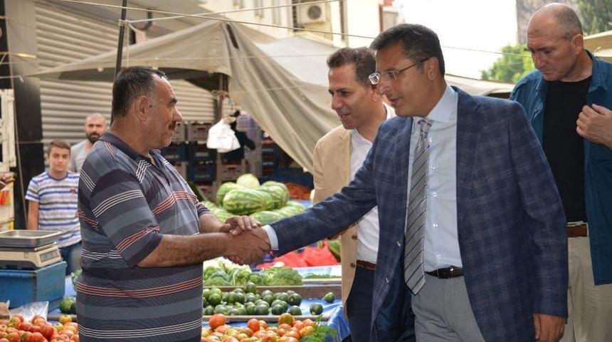 Başkan Pamuk, Pazarcıların Sorunlarını Dinledi