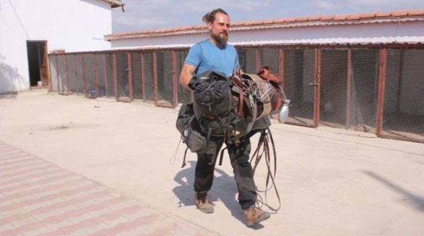 Kud&uuml;s'e At Sırtında Hac Yolculuğu