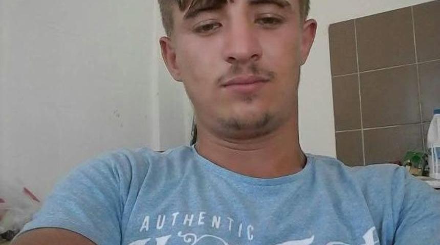 &Ccedil;oban T&uuml;fekle Intihar Etti