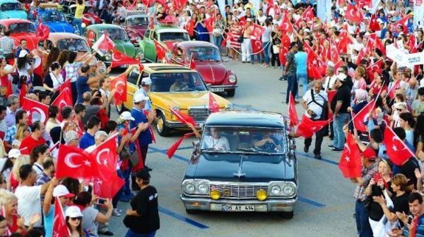 Beylikd&uuml;z&uuml; 4'&uuml;nc&uuml; Barış Ve Sevgi Buluşmaları 30 Ağustos Korteji Ile Başlıyor