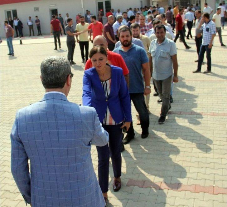 Osman Ak’ı Yüzlerce Kişi Uğurladı G3