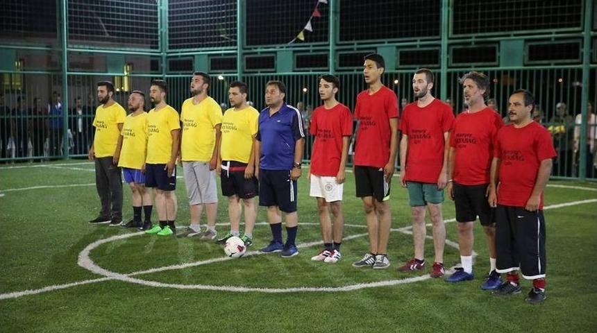 Kayabağ Halı Saha Futbol Turnuvası Sona Erdi