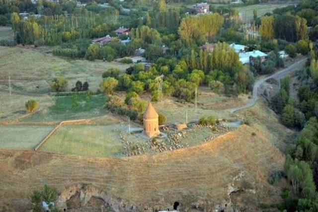 Sıcak Hava Balonu Ilk Kez Ahlat Semalarında