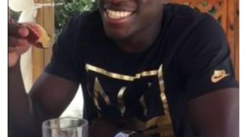 Demba Ba&rsquo;dan Eskişehirspor Tezah&uuml;ratı