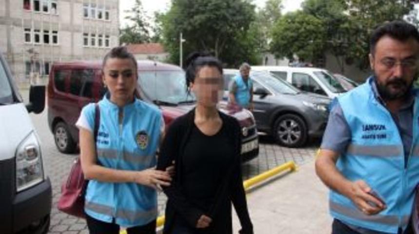 Apartman Y&ouml;neticisini Vuran Gen&ccedil; Kadın Adliyede