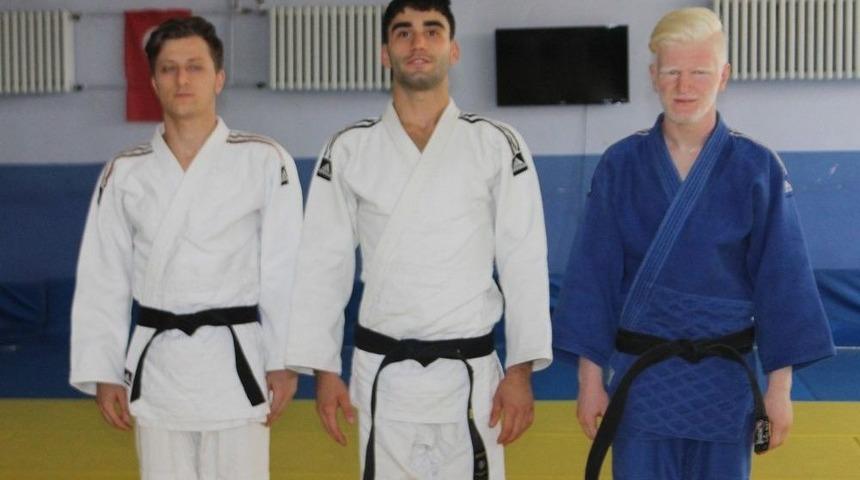 Yıllarca Hayalini Kurdukları Judoda Rakip Tanımıyorlar