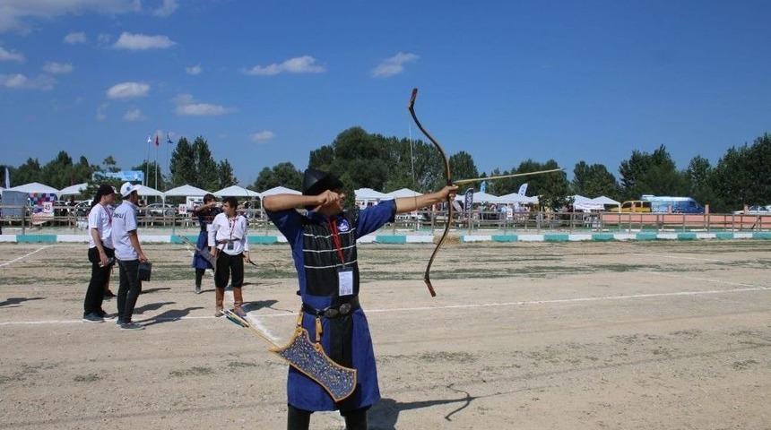 B&uuml;y&uuml;kşehirli Bilal 3. Oldu