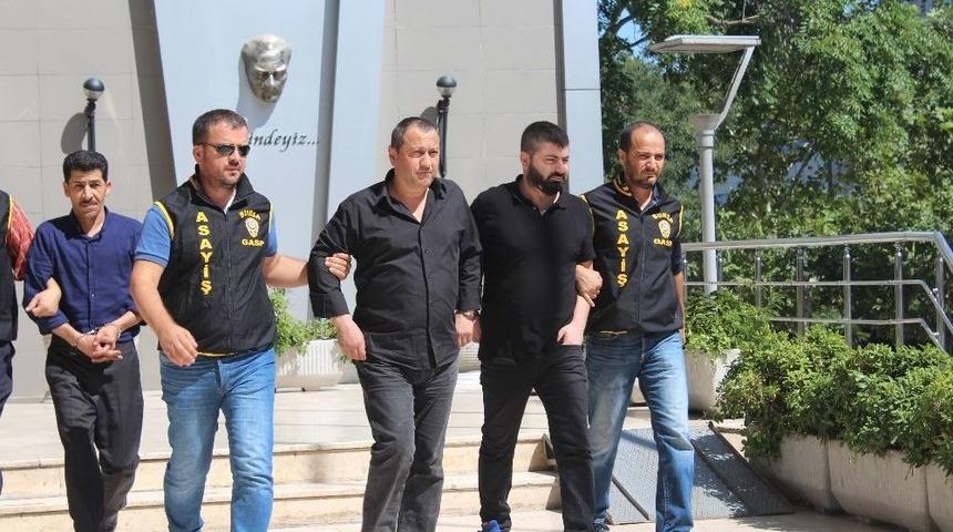 Restorandaki Alıkoymaya 3 G&ouml;zaltı