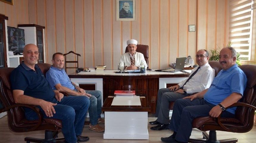 İtalyan Paolo Veneri D&uuml;zenlenen İhtida T&ouml;reniyle M&uuml;sl&uuml;man Oldu