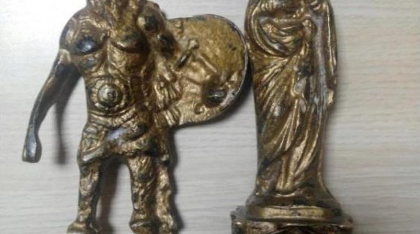 Diyarbakır'da Tarihi Eser Dolandırıcısının Oyununu Polis Bozdu