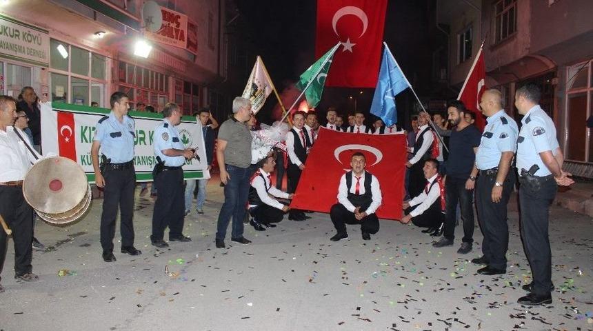 Kavga İhbarına Giden Polise S&uuml;rpriz