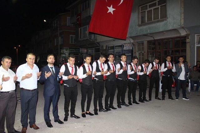 Kavga İhbarına Giden Polise Sürpriz