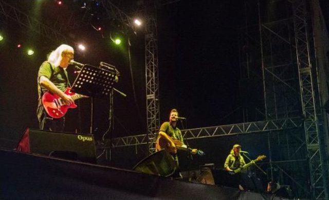 Zeytinli Rock Festivali Rekorla Başladı