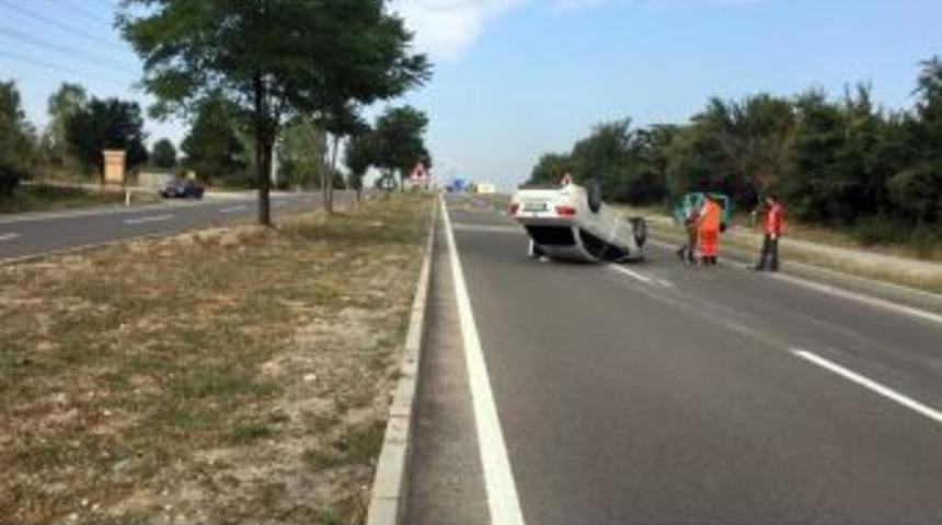 Takla Atan Ara&ccedil;taki 2 Kişi Yaralandı