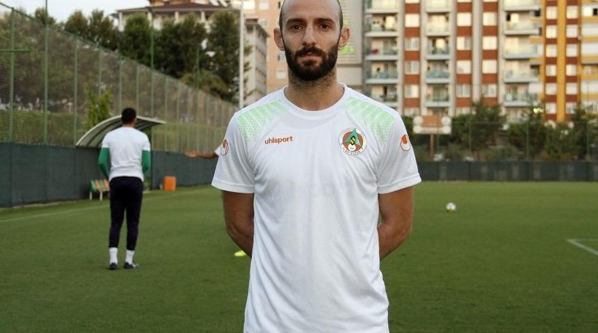 Alanyasporlu Efecan, Taraftarlardan Sabretmesini İstedi