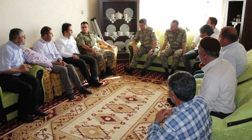 Kaymakam Dundar, Taburcu Olan Korucuyu Ziyaret Etti