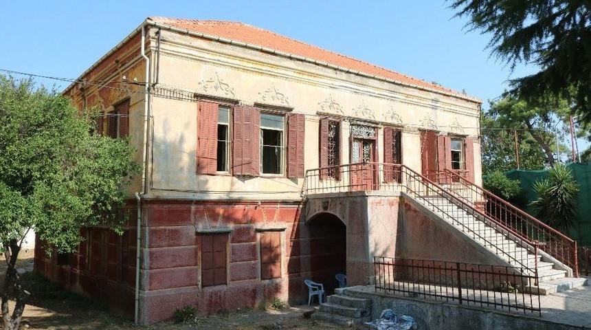 120 Yıllık Bina Ayağa Kaldırılacak