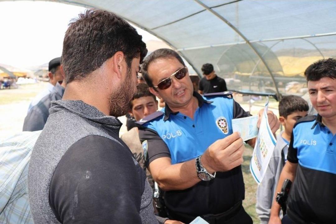 Kayseri Polisinden Besicilere &lsquo;sahte Para&rsquo; Uyarısı