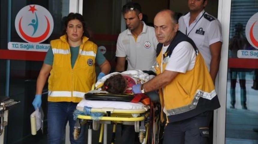 Merdiven Boşluğuna Düşen Çocuk Ağır Yaralandı