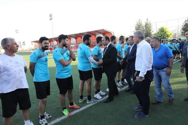 Çiftçi Büyükşehir Belediyesporlu Futbolcularla Buluştu