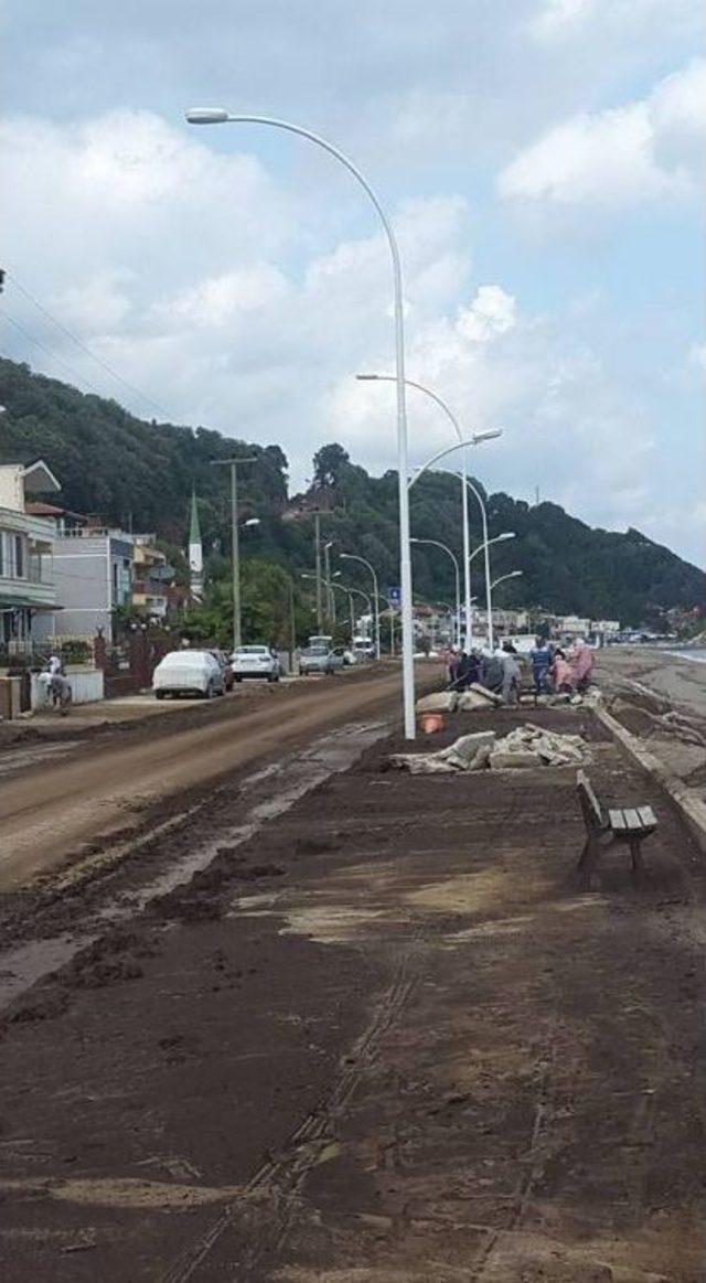 Sel Felaketinden Etkilenen Yeniköy’de Yaralar Sarılıyor