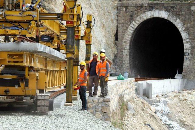 Uop Fotoğraf Sergisi Samsun’da Açıldı