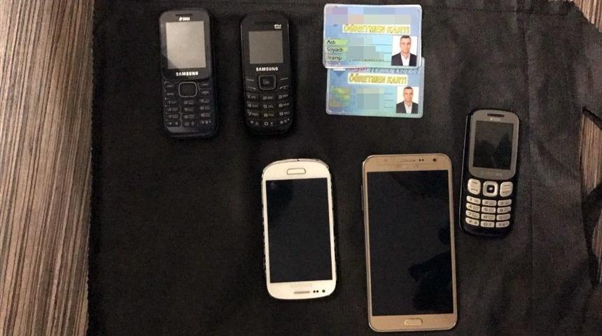 Van&rsquo;da Fet&ouml;/pdy Operasyonu: 3 G&ouml;zaltı