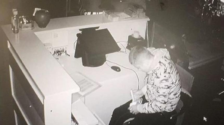 4'&uuml;nc&uuml; Kez Aynı Kafeyi Soydu