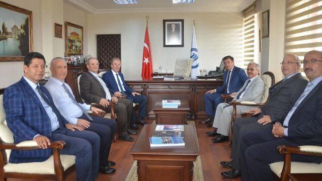 Bartın Üniversitesi İle Çankırı Karatekin Üniversitesi Arasında Protokol İmzalandı