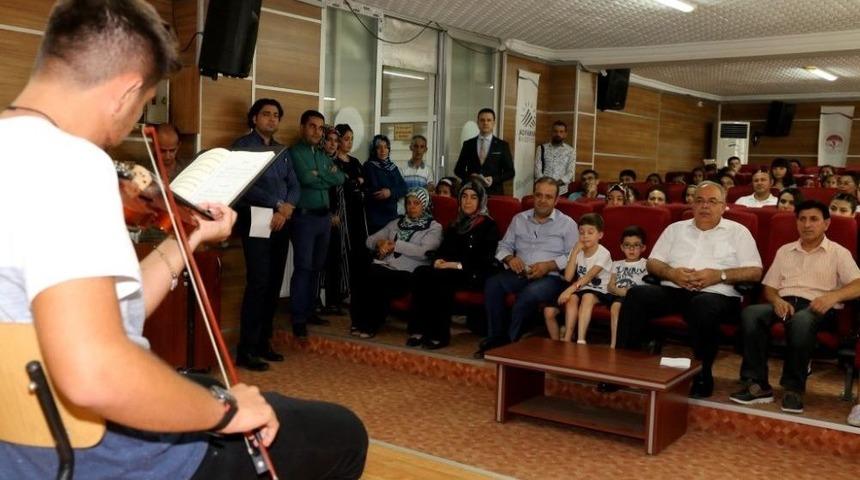 Adıyaman Belediyesi Konservatuarında Sertifika Heyecanı