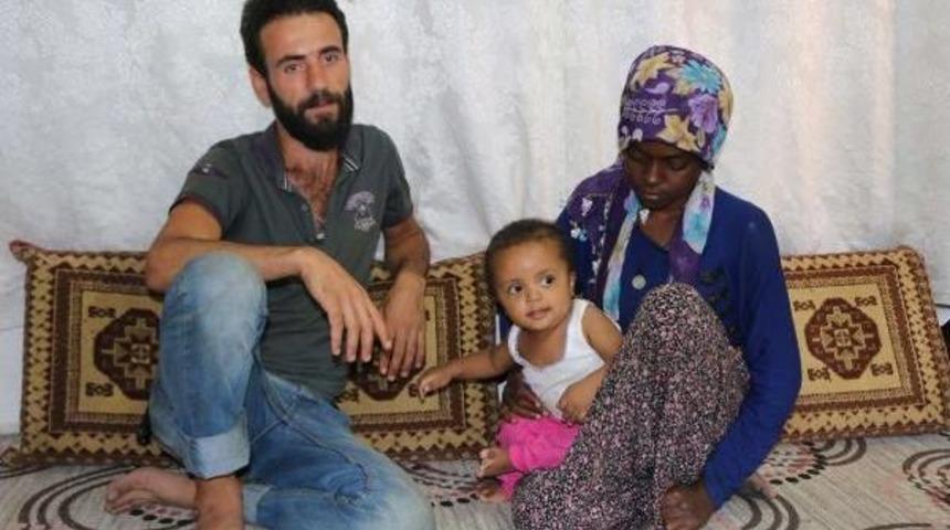 9 Dil Bilen Ugandalı Bilgisayar M&uuml;hendisi, Adıyaman'da Mutlu