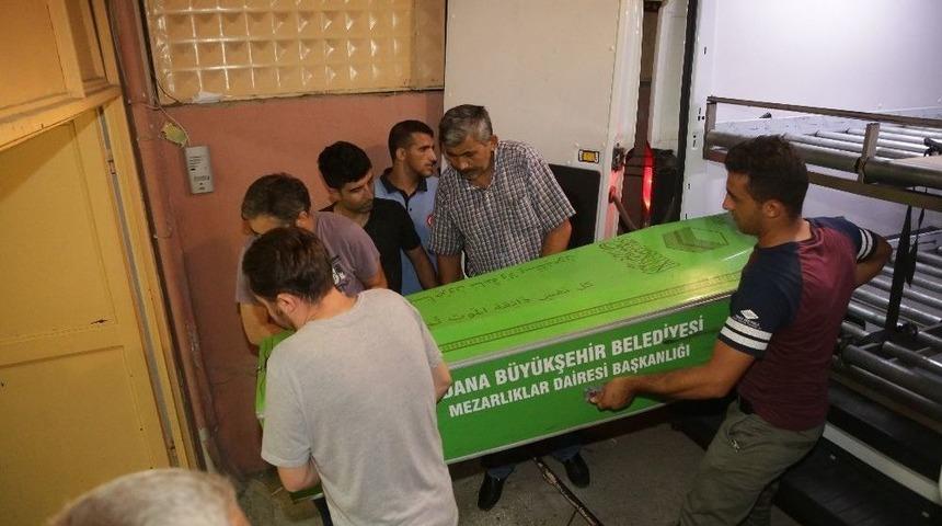 İncirlik &Uuml;ss&uuml;ndeki İnşaat İş&ccedil;isi Kalp Krizi Sonucu &Ouml;ld&uuml;