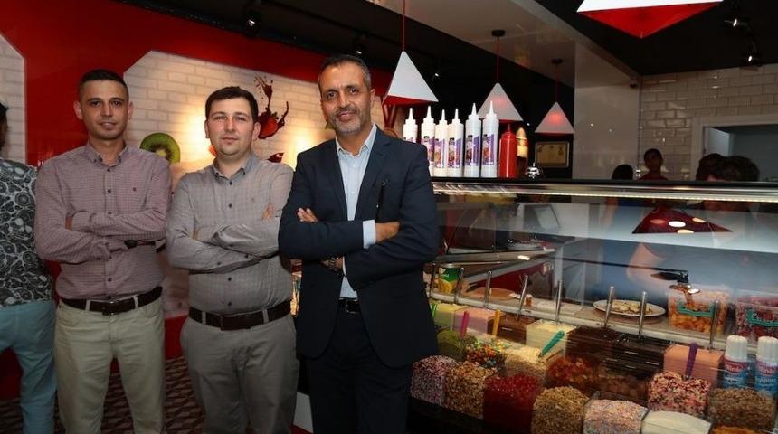 &ldquo;işimiz Mutluluk&rdquo; Dedi, D&uuml;nya Lezzeti Oldu