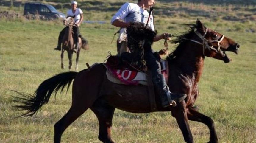 Ahlat'ta 'avrasya K&uuml;lt&uuml;r Buluşması' Etkinlikleri
