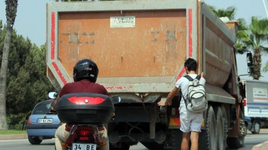 Patenli Gencin Tehlikeli Yolculuğu