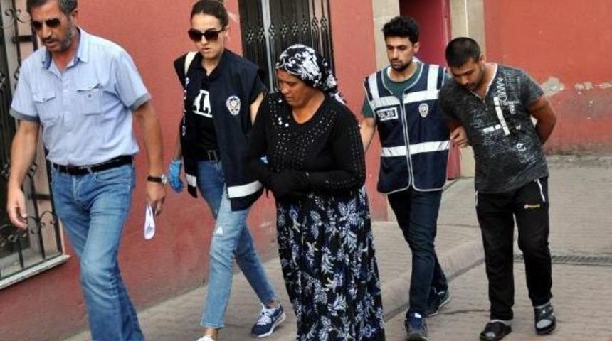 Kayseri'de Anne Ile Oğlu Uyuşturucu Ile Yakalandı