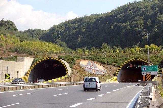 Tem Otoyolu İstanbul İstikameti Açıldı