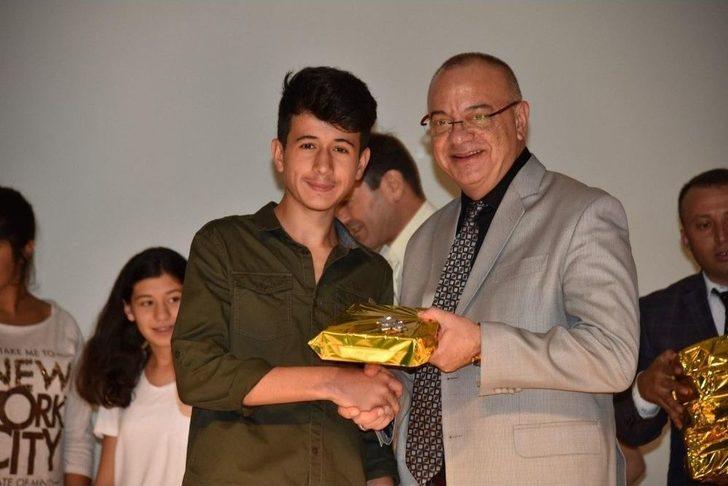 Lys’de Başarılı Olan Mabem’li Öğrencilere Ödül G1