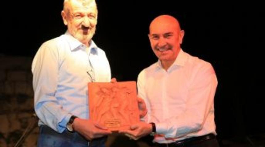 Gaziemir Belediyesine ’sanat’ Ödülü