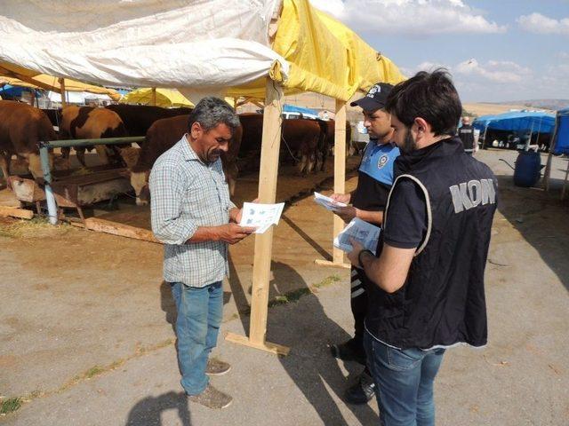 Bayramda Çocuklar Tanımadıklara Evlere Şeker Toplamaya Gitmesin